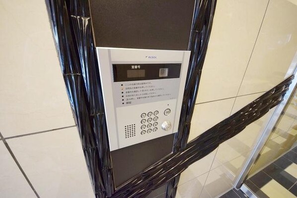 コスモグランス東日暮里の物件内観写真